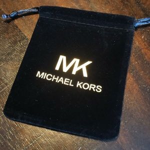 New Michael Kors Jewelry Dust bag | Pouch 🖤💛